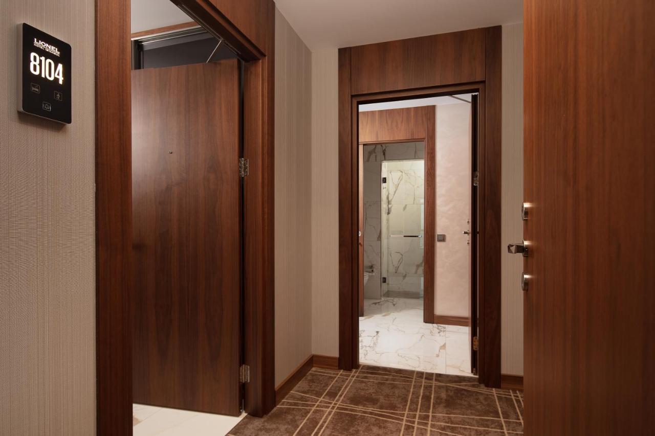 Lionel Hotel Istanbul Luaran gambar A door